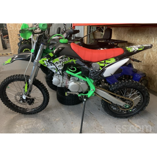 Dirt Bike 180 cc
